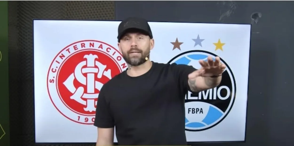 Sobis alerta para contratações feitas pelo Grêmio: "Conta vai chegar um dia" Rafael Sobis fala de Marlon no Grêmio