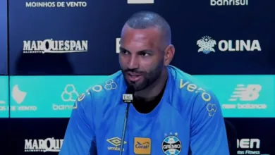 Weverton pelo Grêmio