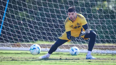 Tiago Volpi, Rodrigo Ely e mais: Grêmio economiza valor alto com saídas de jogadores Tiago Volpi pelo Grêmio