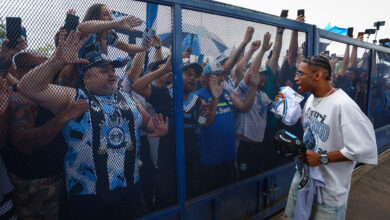 Luís Castro ganha opções no ataque do Grêmio e cogita usar Tetê como um meia Tetê no Grêmio
