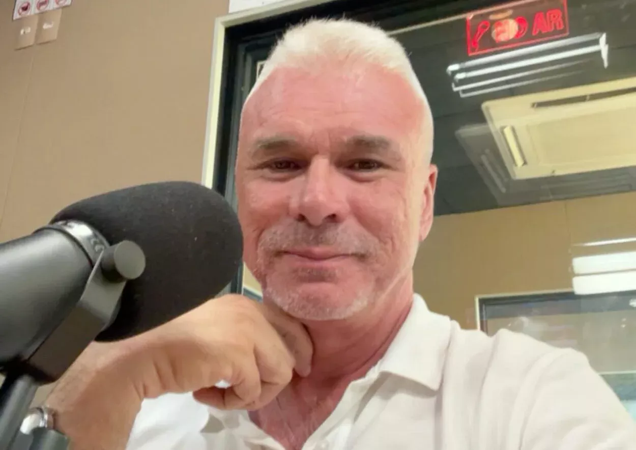 Saraiva critica Luís Castro em caso de mudança no meio do Grêmio: "Troca medíocre" Mauricio Saraiva fala do Grêmio