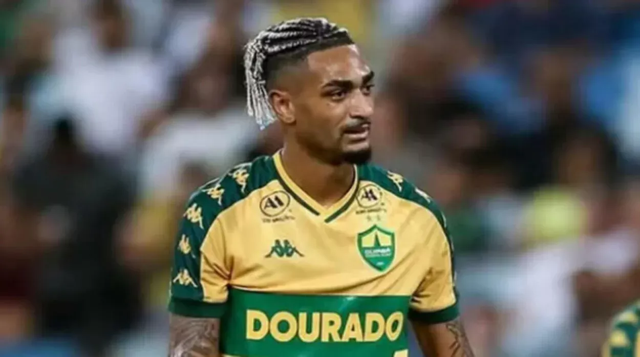 Inter negocia a compra em definitivo do atacante Derik Lacerda, diz emissora Lacerda pode reforçar o Inter