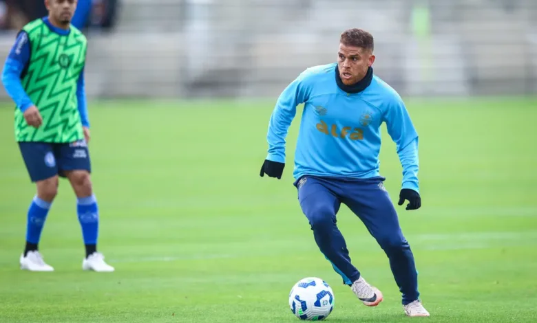 Cuéllar pelo Grêmio