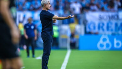 Luís Castro pelo Grêmio