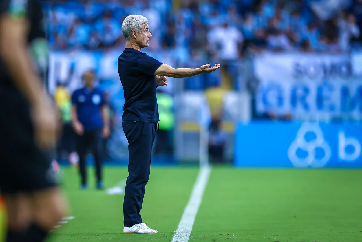 Luís Castro pelo Grêmio