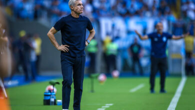 Luís Castro pelo Grêmio