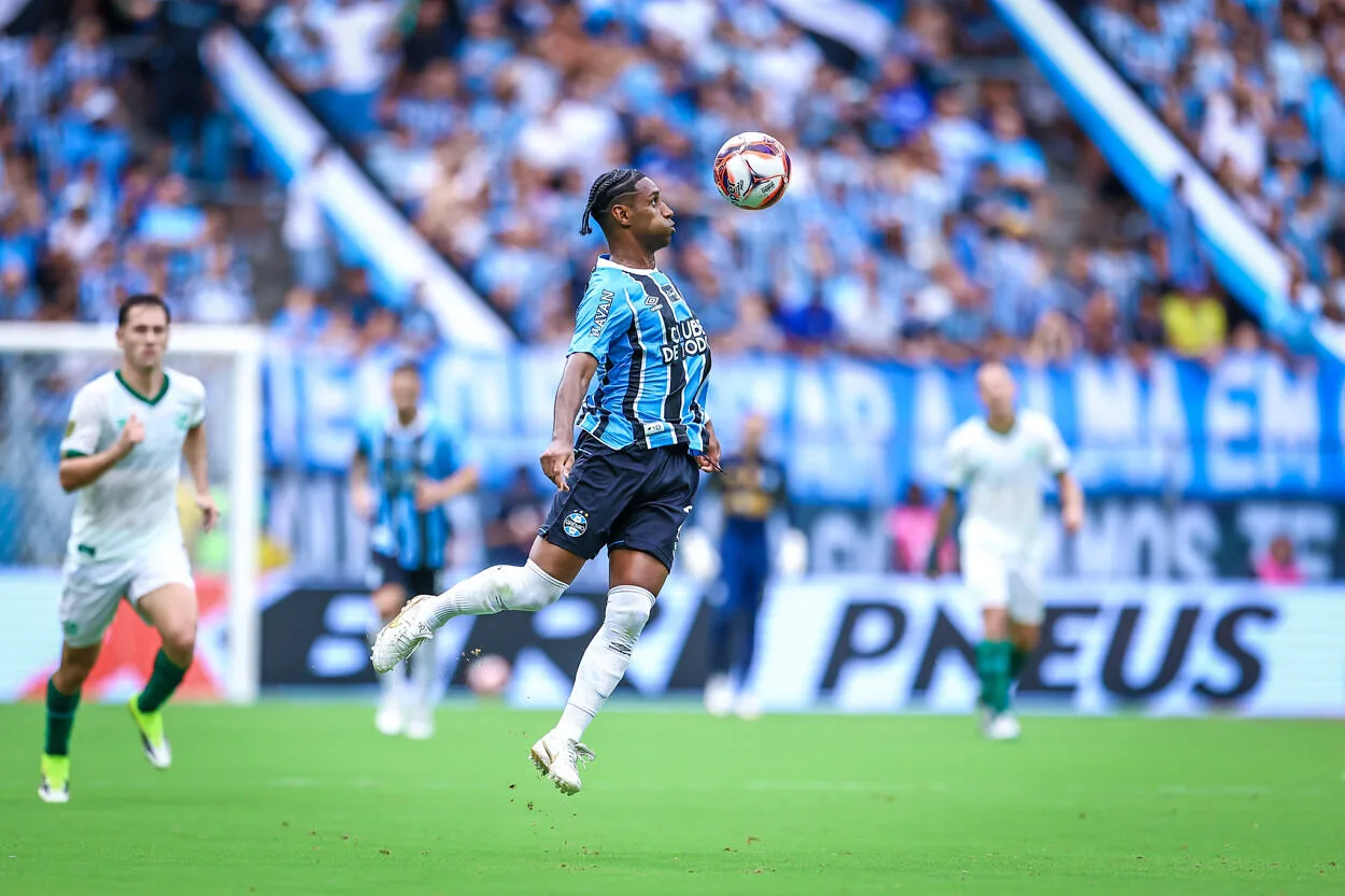 Tetê pelo Grêmio
