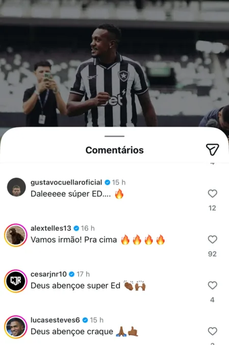 Com futuro incerto no Grêmio, Cuéllar comenta post de Edenilson no Botafogo
