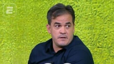 Gavilán relembra como foi jogar no Grêmio após defender o Inter: "Cidade dividida" Gavilán pelo Grêmio