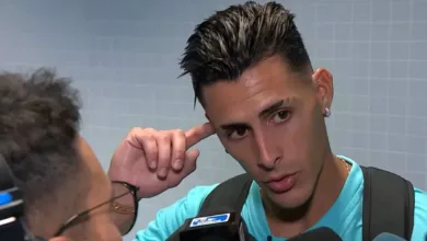 Sobis diz que Pavón de lateral é o principal "absurdo" do Grêmio no começo do ano Pavón Grêmio