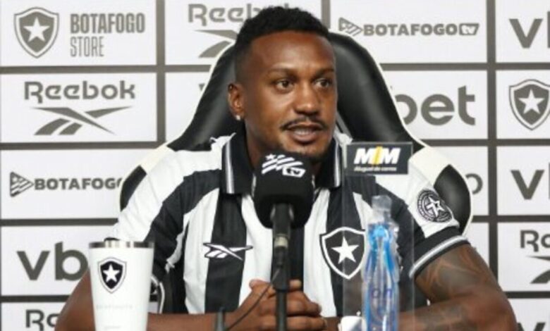 Edenilson chega ao Botafogo