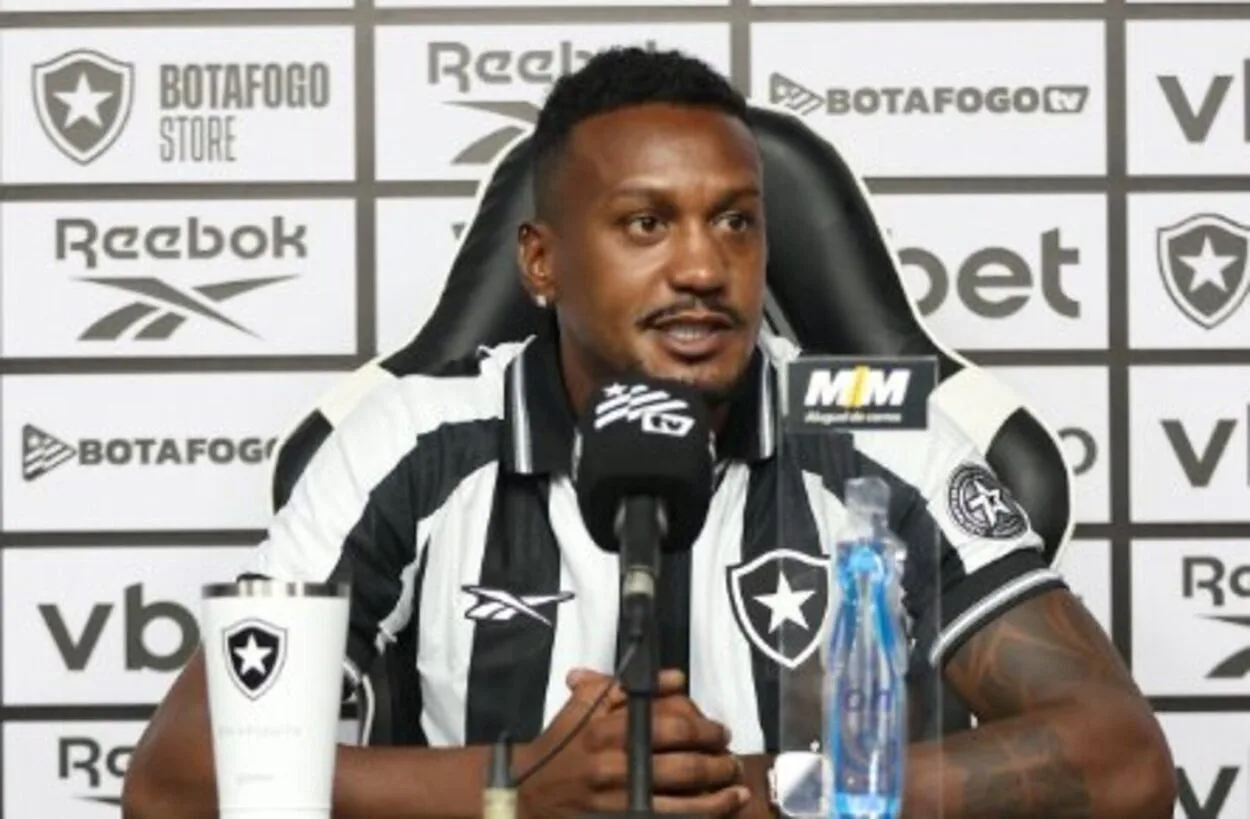 Edenilson chega ao Botafogo