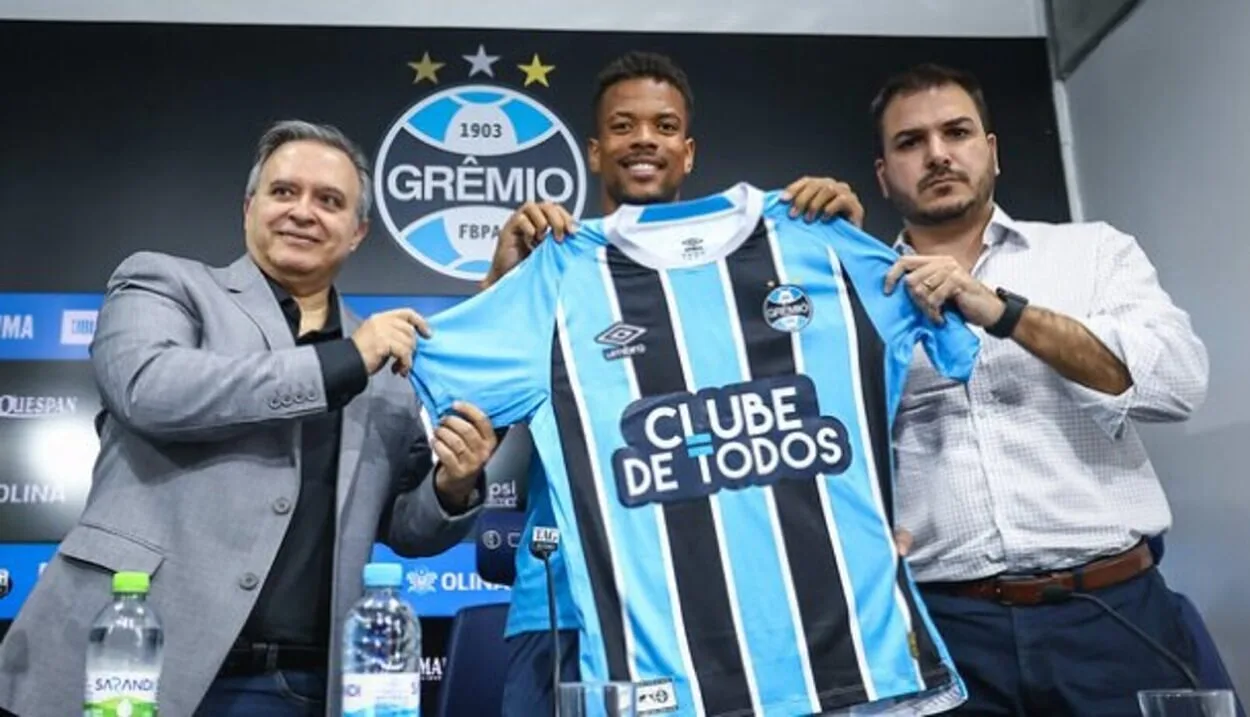 Caio Paulista tem comportamento criticado pelos próprios colegas no Grêmio, diz site Caio Paulista reforço do Grêmio