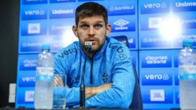Ídolo do Grêmio defende retorno de Kannemann ao time titular: "Tranquilamente" Kannemann pelo Grêmio