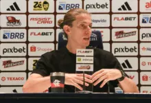 Filipe Luís mira Flamengo x Inter