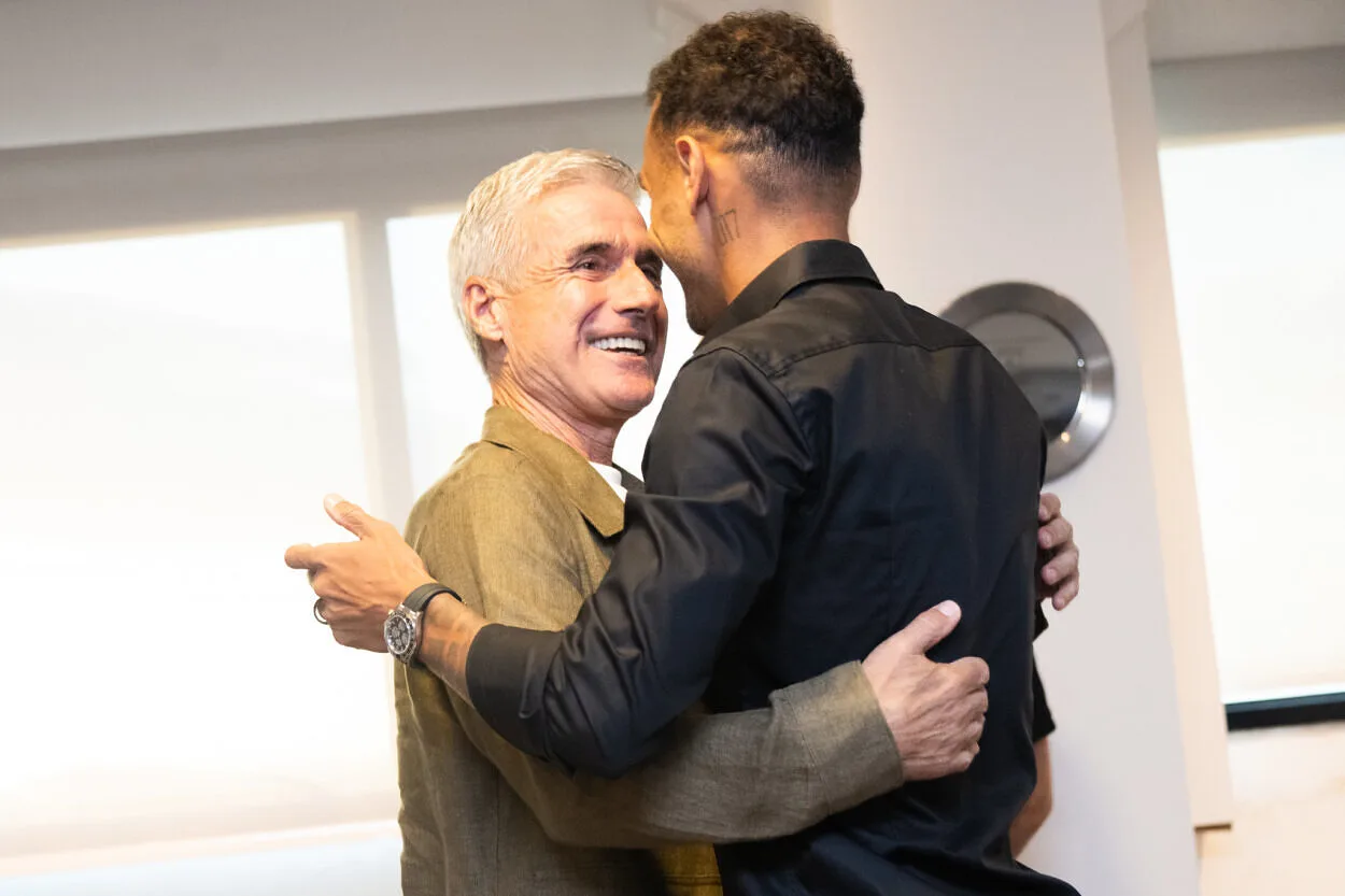 Luís Castro cita jogador do Inter que preocupa e faz análise: "Jogo interior muito forte" Grêmio hoje