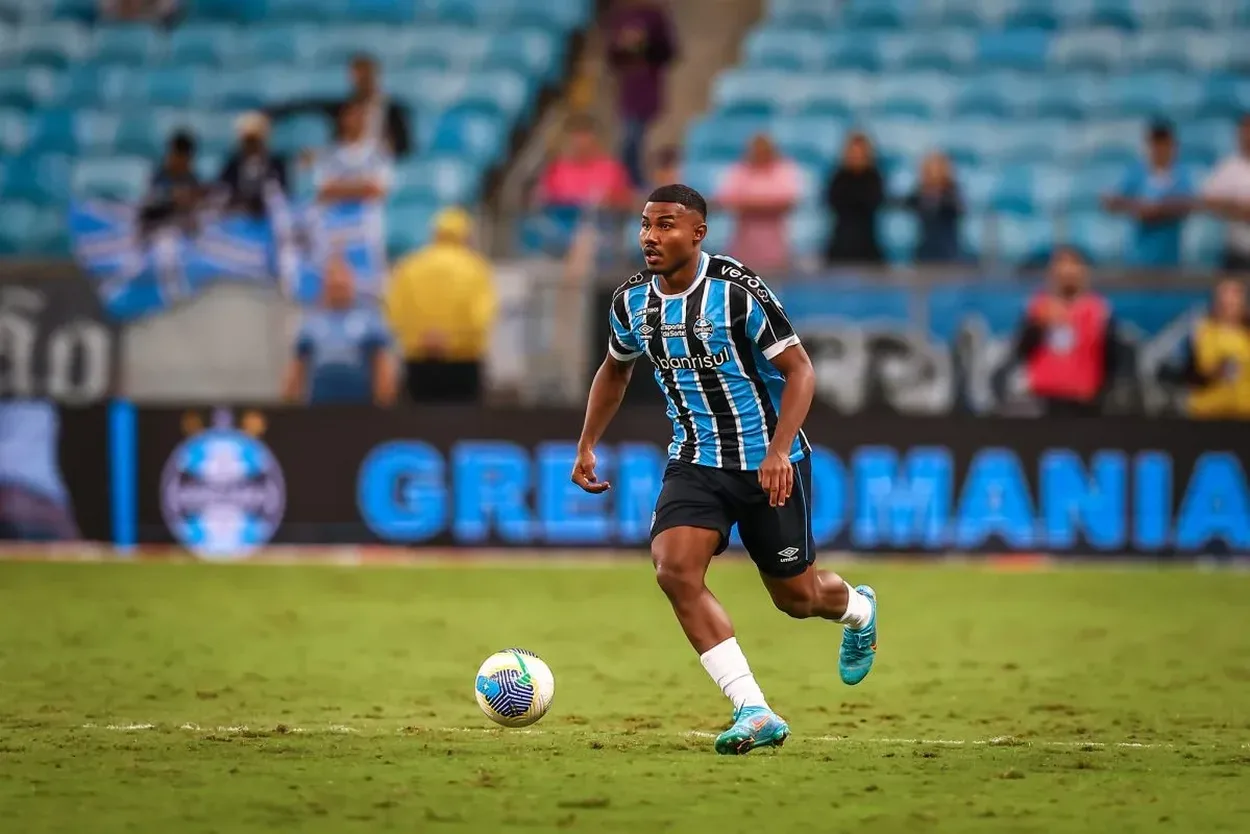 Grêmio vende Cuiabano