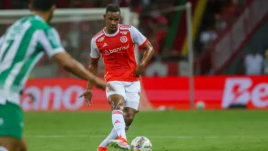 Fernando toma decisão sobre a carreira após deixar o Inter e planeja próximo passo no futebol Fernando pelo Inter