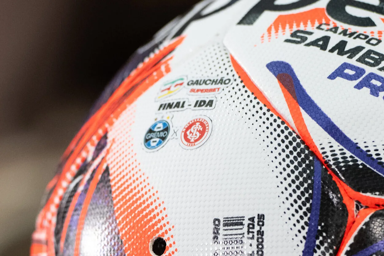 FGF confirma que Grêmio solicitou arbitragem de fora do RS para as finais contra o Inter FGF confirma Grêmio e Inter