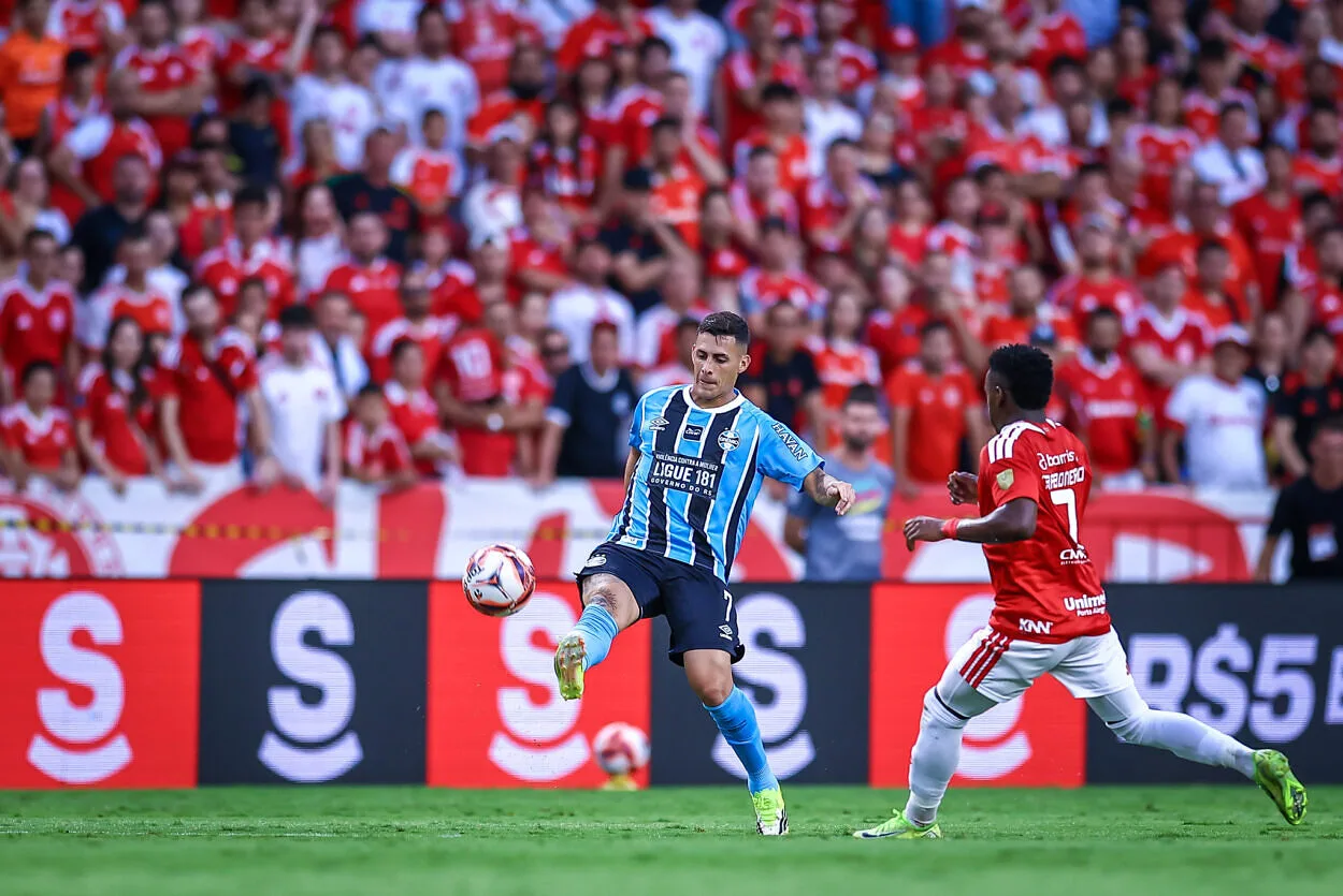 Pavón pelo Grêmio