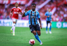 Amuzu pelo Grêmio
