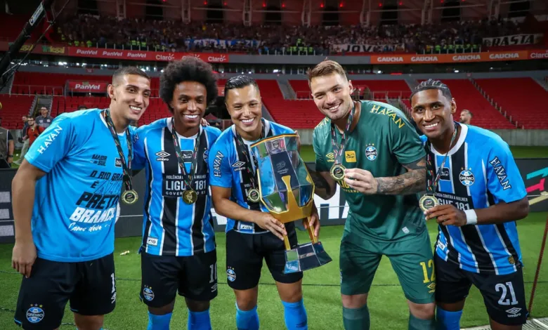Grêmio não terá o lateral-esquerdo Marlon na partida diante da Chapecoense Marlon, lateral