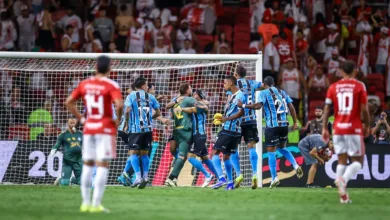 Grêmio confirma lesão de zagueiro e vai ter escalação diferente na segunda-feira Grêmio hoje