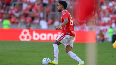 Matheus Bahia pelo Inter