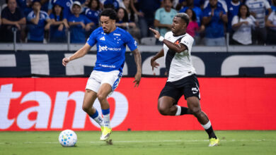Cruzeiro busca empate em jogo maluco no Mineirão e afunda o Inter na lanterna Foto: Gustavo Aleixo/Cruzeiro