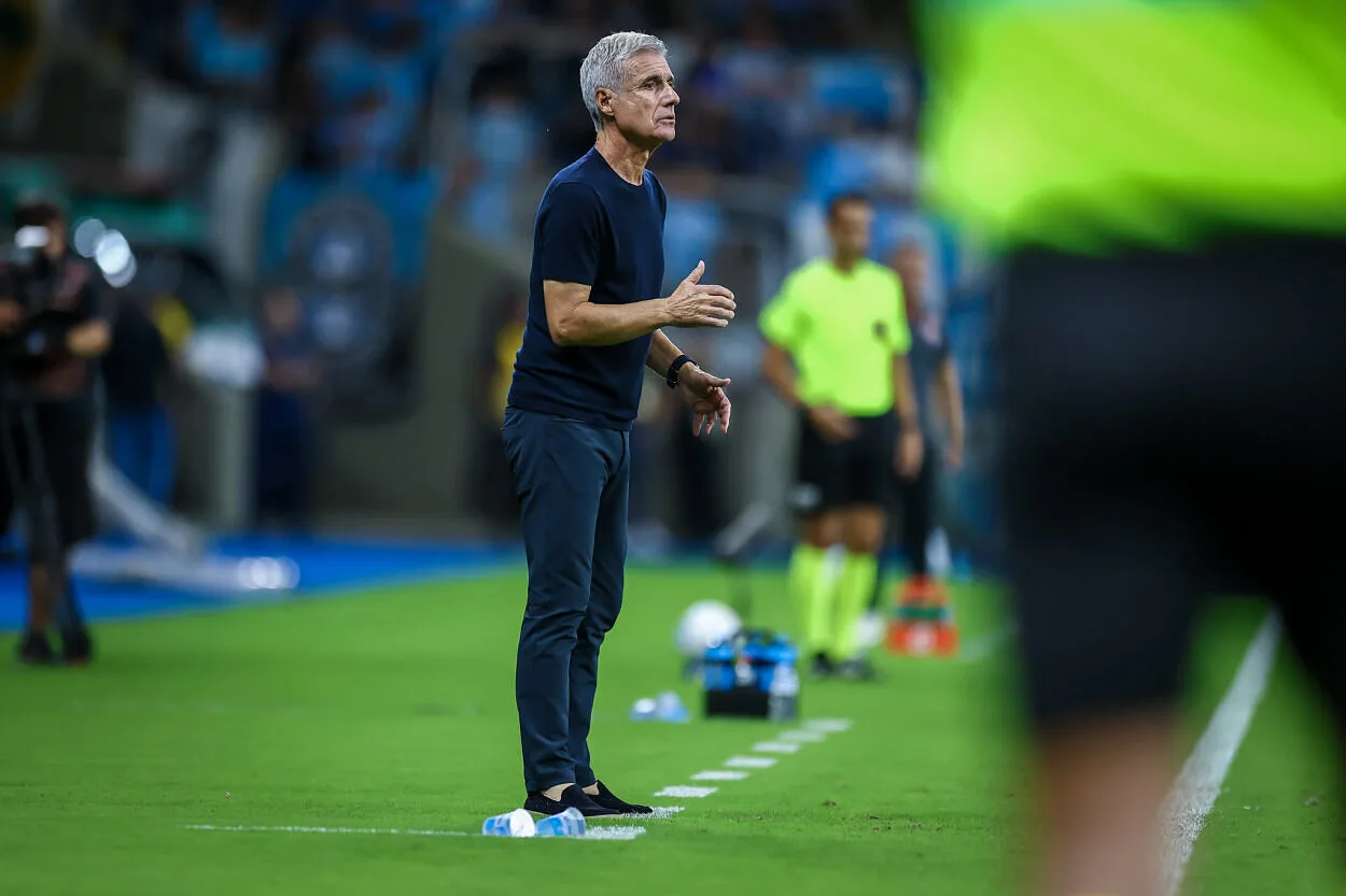 Luís Castro pelo Grêmio