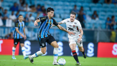 Empresário publica vídeo com os principais lances de Pérez em vitória do Grêmio Pérez pelo Grêmio