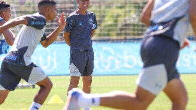 Direção do Grêmio vê Luís Castro ajudando a "modernizar" o clube em diversas áreas Grêmio