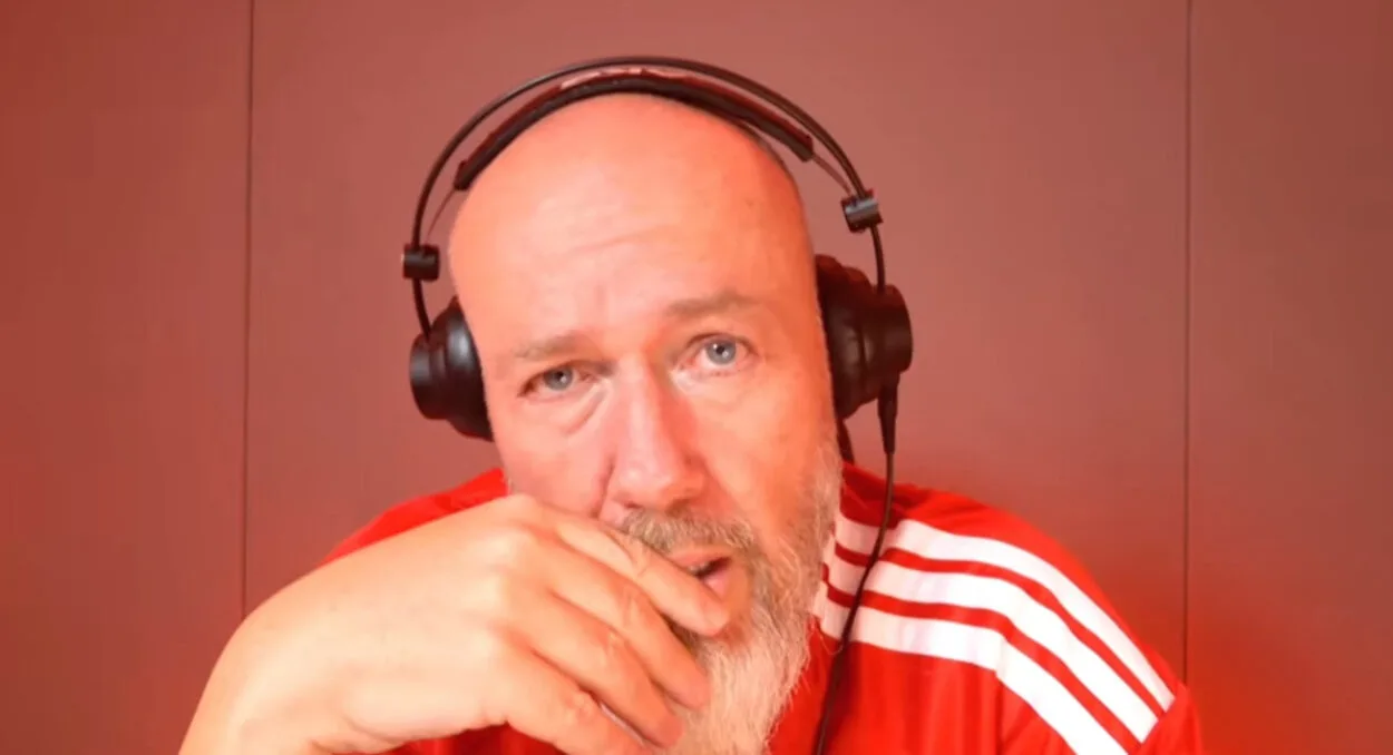 Baldasso detona Bernabei e nega ajuda da arbitragem em vitória do Grêmio: "Vamos acordar" Baldasso bem chateado com o Inter