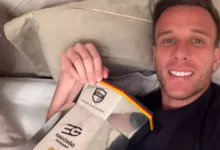 Arthur com a taça do Gauchão