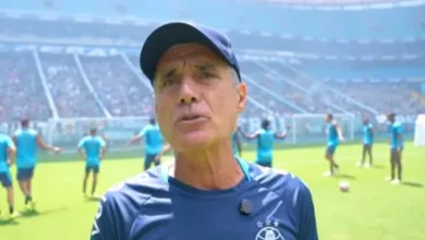 Luís Castro pelo Grêmio