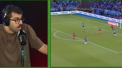 "Acabou então": Diori abandona programa após discussão por lance do Gre-Nal Diori pelo Grêmio