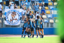 Grêmio vence Gre-Nal feminino e se manifesta sobre acusação de racismo Grêmio