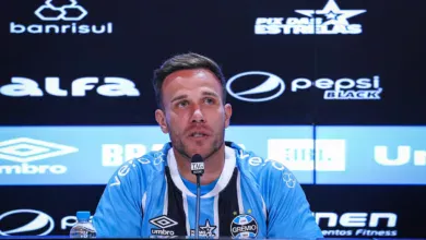As palavras de Arthur no vestiário do Grêmio antes do segundo Gre-Nal do Gauchão Arthur fala do Grêmio e de Renato
