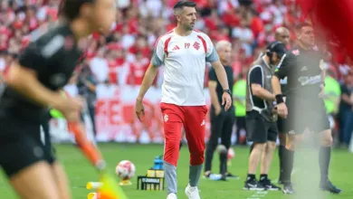 Com surpresas na escalação, saiba o time do Inter confirmado para pegar o Atlético-MG Pezzolano pelo Inter