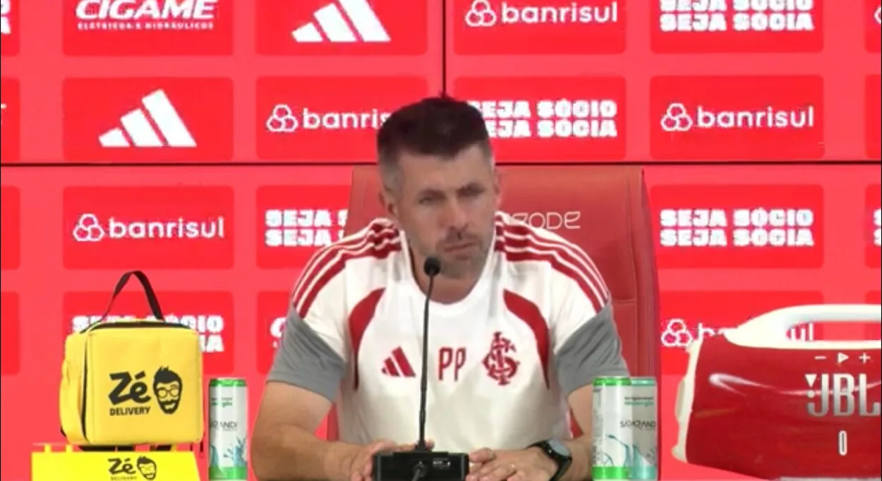 Pezzolano vê Inter prejudicado após vice: "Não sabia que o campeonato era para eles" Pezzolano pelo Inter