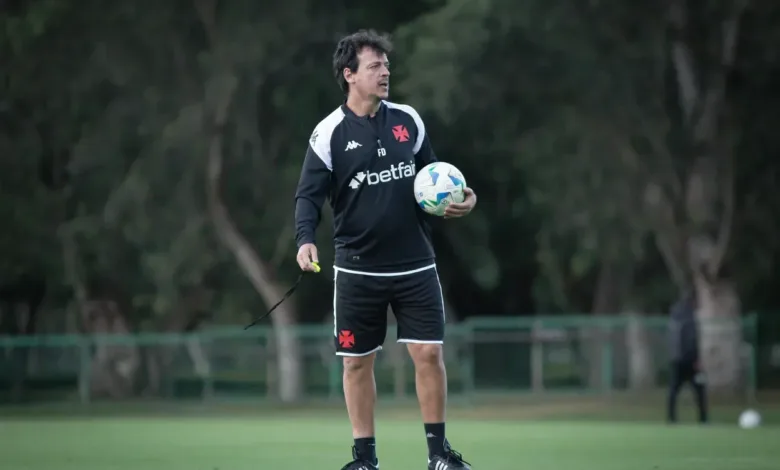 Fernando Diniz reclama do Grêmio