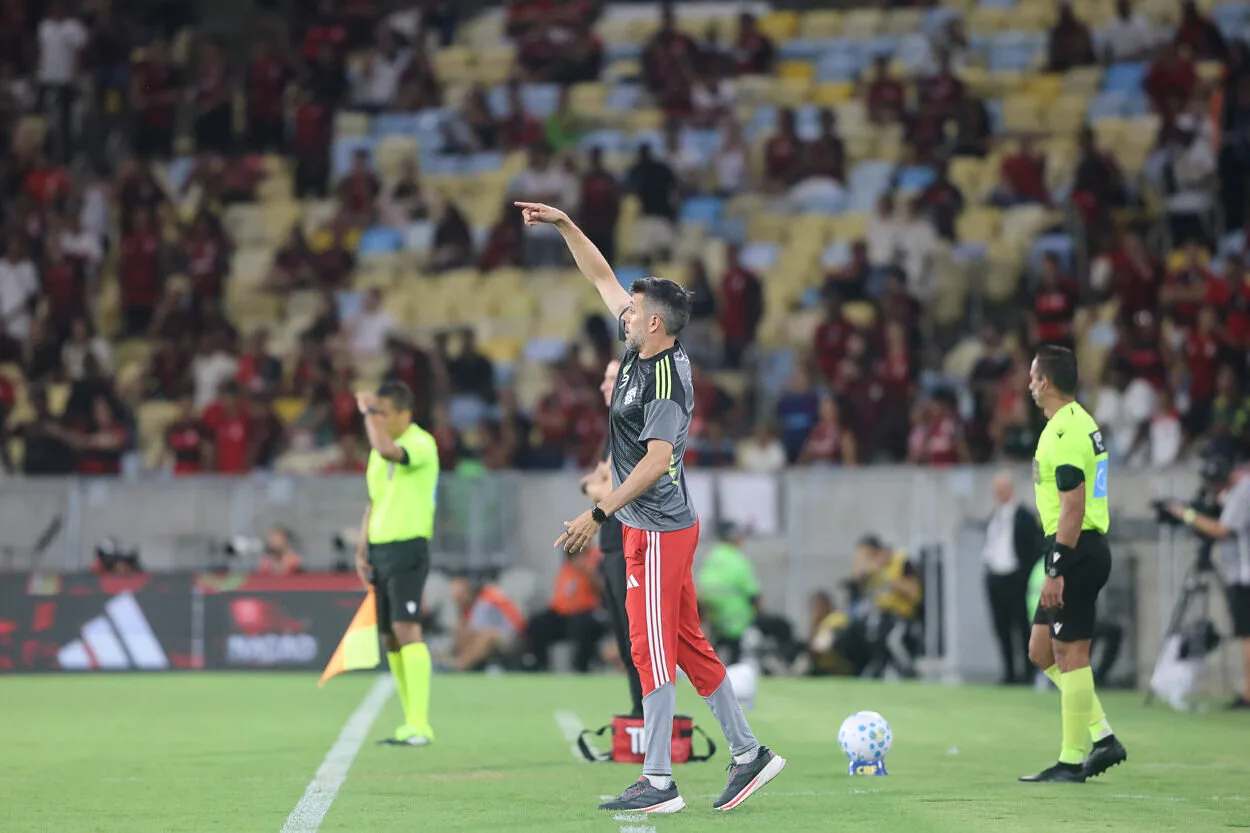 O melhor jogador do atual elenco do Inter na visão de Paulo Pezzolano Inter