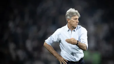 Renato pelo Vasco contra o Grêmio