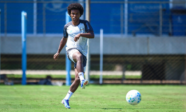 Em nota, Grêmio esclarece situação de Willian e confirma tempo de parada Willian pelo Grêmio
