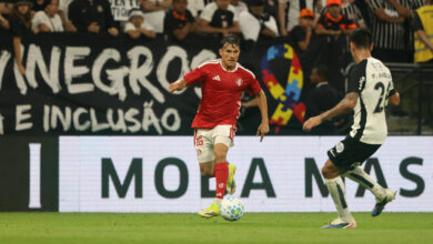 As palavras de Pezzolano para Bernabei depois da vitória do Inter sobre o Corinthians Bernabei brilha pelo Inter