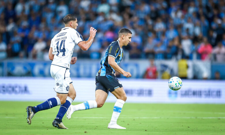 Grêmio empata