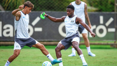 Amuzu pelo Grêmio