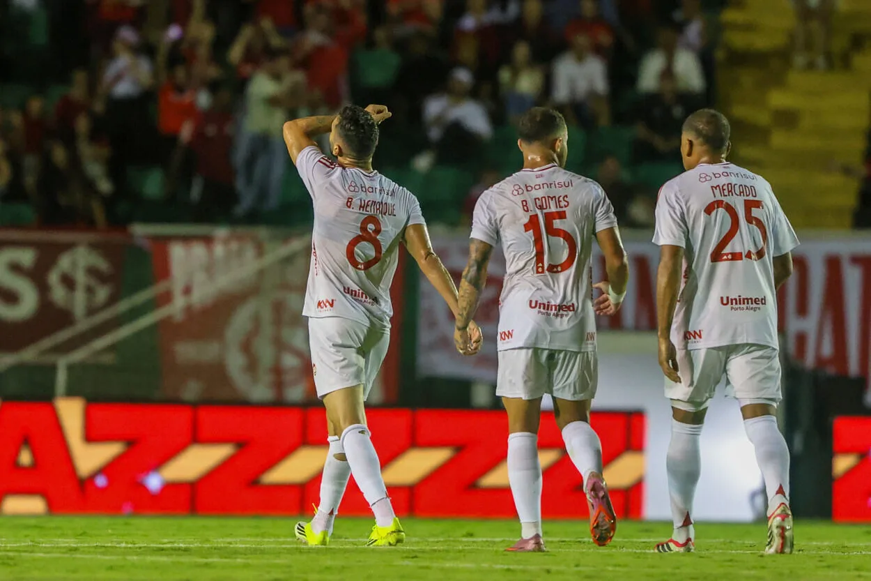 Inter divulga bastidores da vitória na Copa do Brasil; veja clima no vestiário Inter em campo
