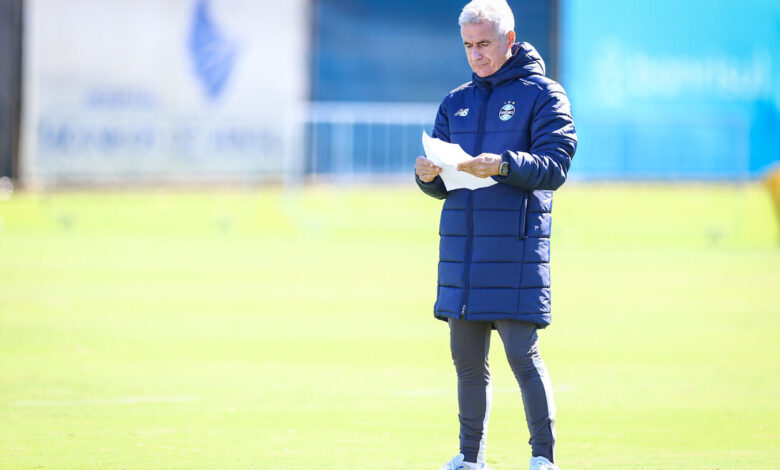 Luís Castro pelo Grêmio
