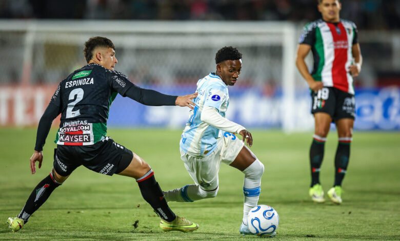 Grêmio com dificuldades